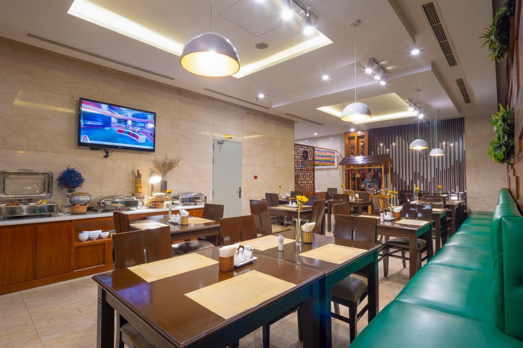 白莲花酒店 胡志明市 外观 照片